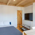 Alvaro's Charming Loft | Ac Διαμέρισμα *