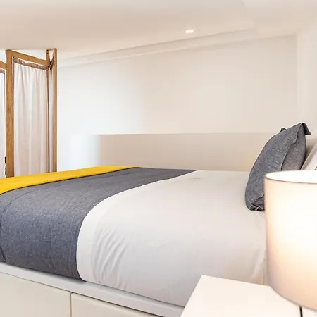 Alvaro's Charming Loft By Mp *