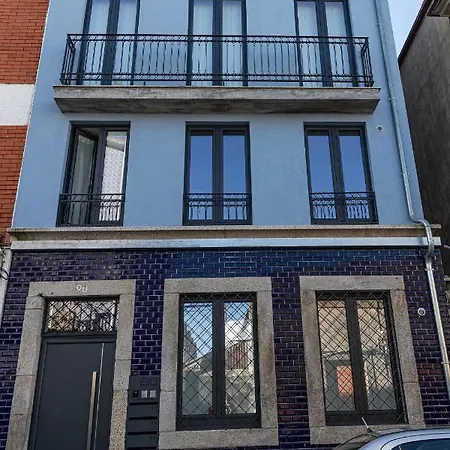 Alvaro's Charming Loft By Mp