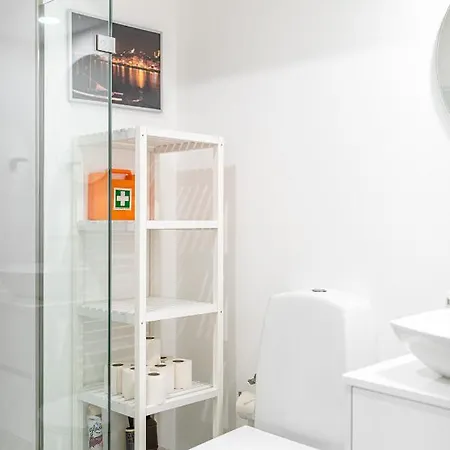아파트 Alvaro's Charming Loft | Ac *