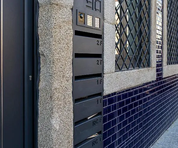 Alvaro's Charming Loft By Mp *